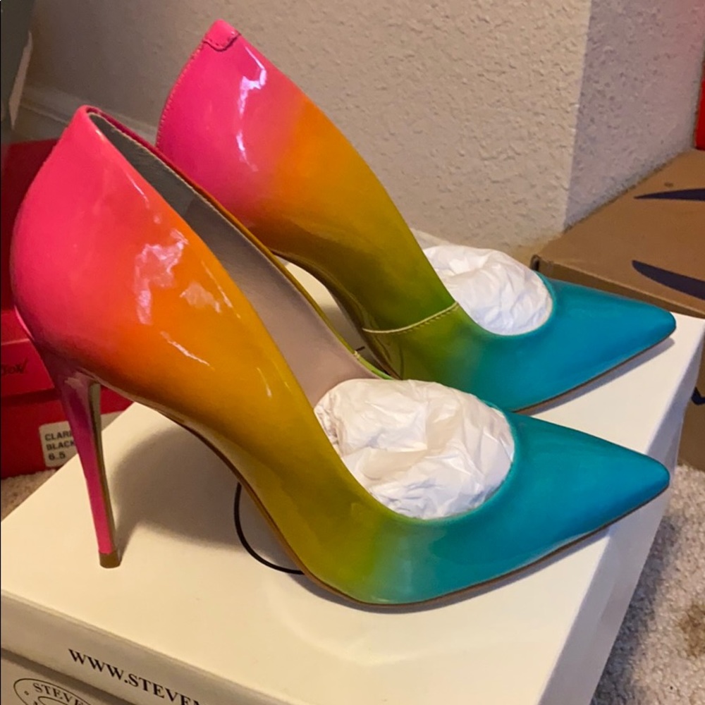 Rainbow Pumps